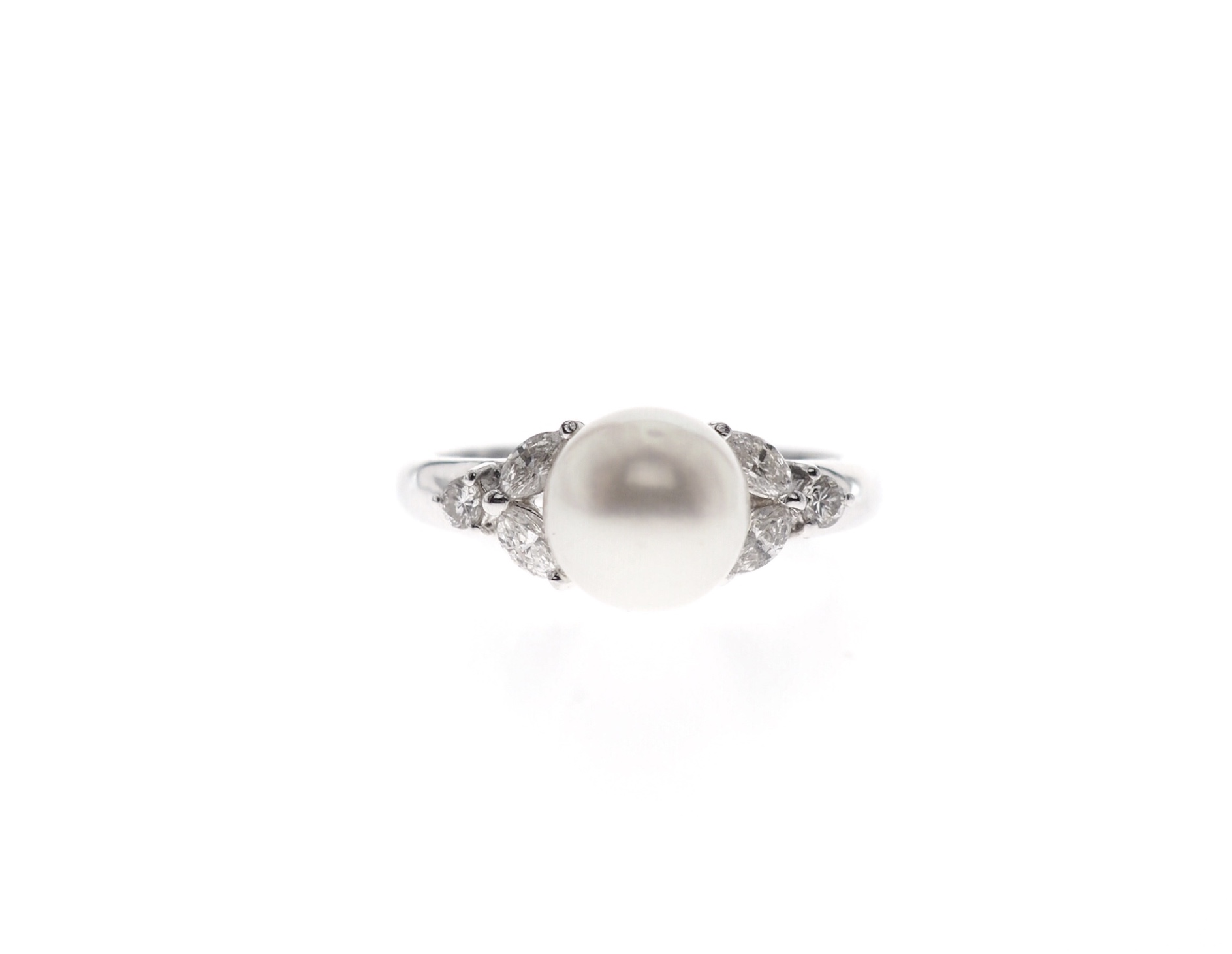 Modern Pearl – New Paris Jewellery